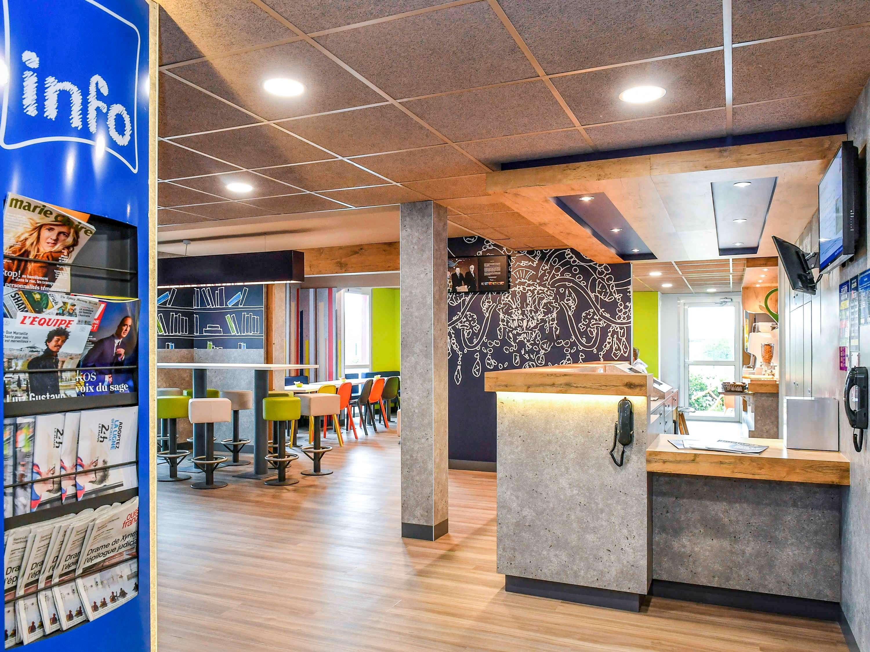 Ibis Budget Coutances Exterior foto