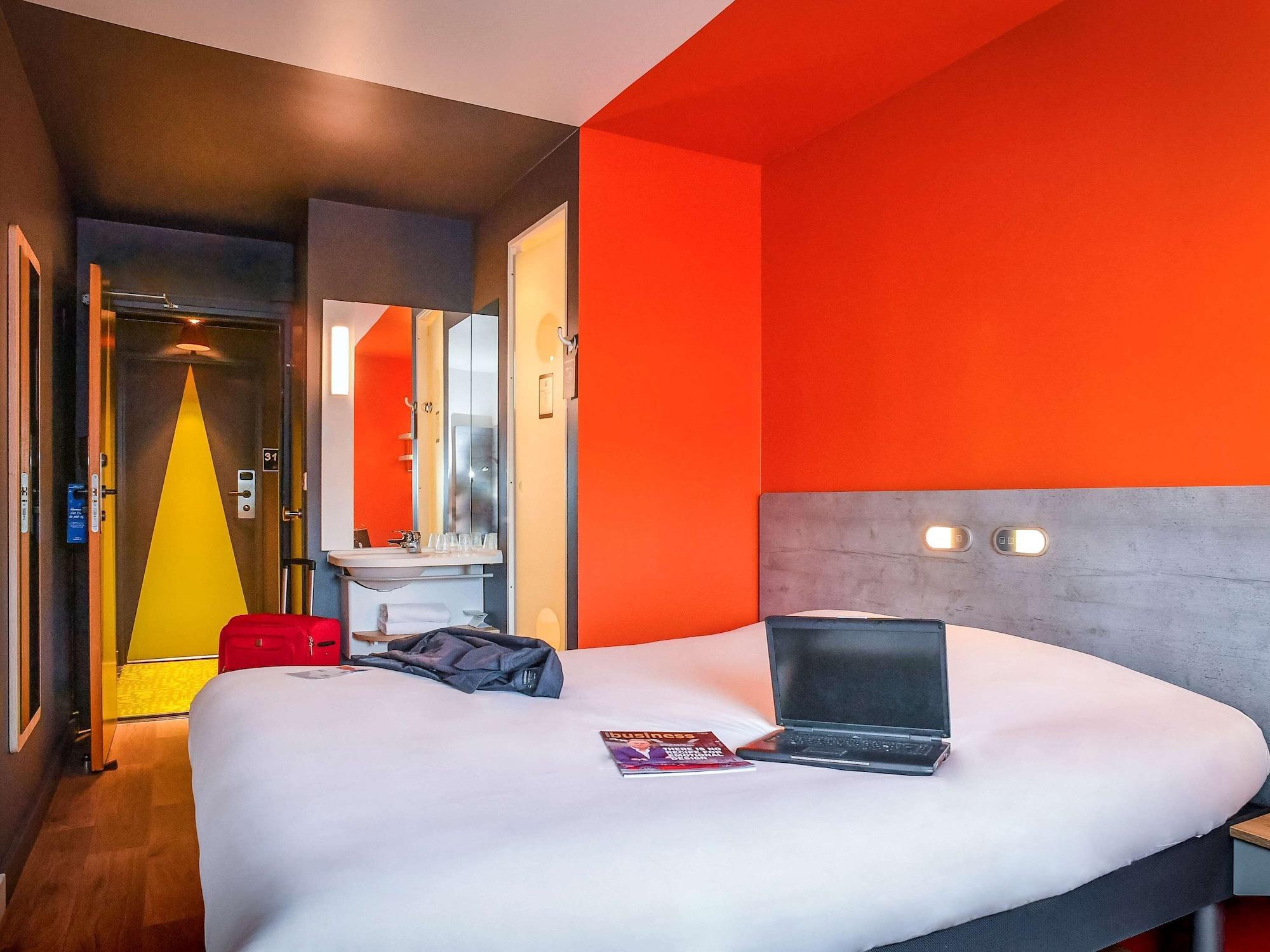 Ibis Budget Coutances Exterior foto