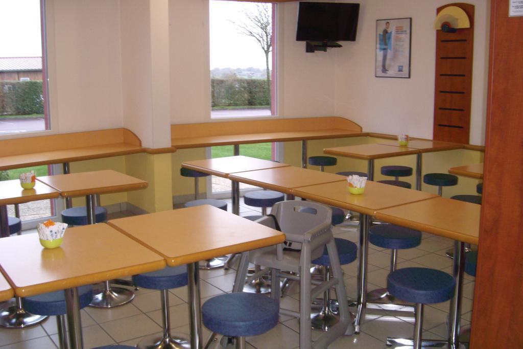 Ibis Budget Coutances Exterior foto